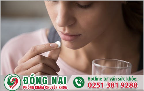 Phá thai bằng thuốc uống viên đầu tiên có triệu chứng gì?